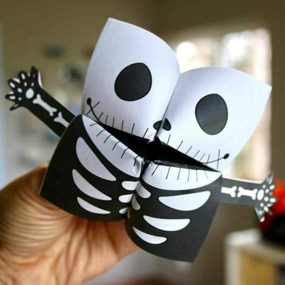 Lại một mùa Hallowen tới. Chúng mình cùng tham khảo hoạt động mùa Hallowen nhé