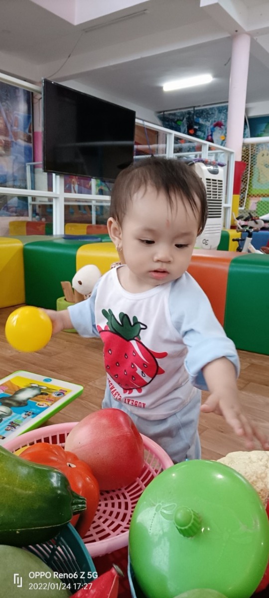 Lâu lâu dẫn ẻm đi khu vui chơi.ẻm thích quá chừng
Gái mẹ nay thật rồi nè,iu gái mẹ quá 
#mun 02042021