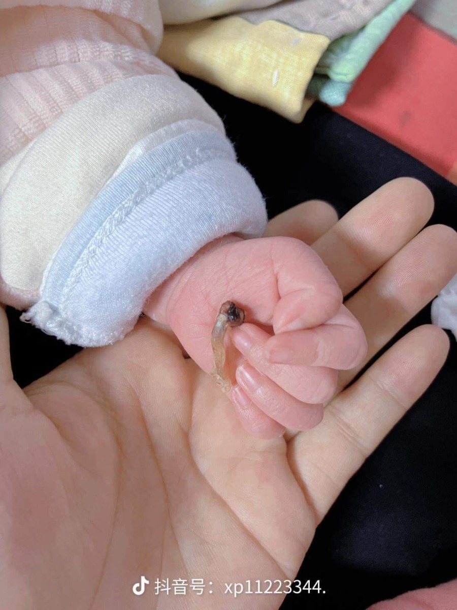 Kỷ vật của hai mẹ con mình nhé ☺️