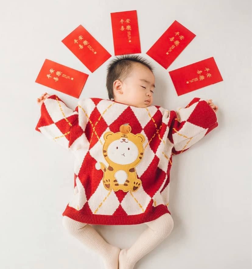 Bé nhà các mẹ năm nay đc nhiều lì xì hông?