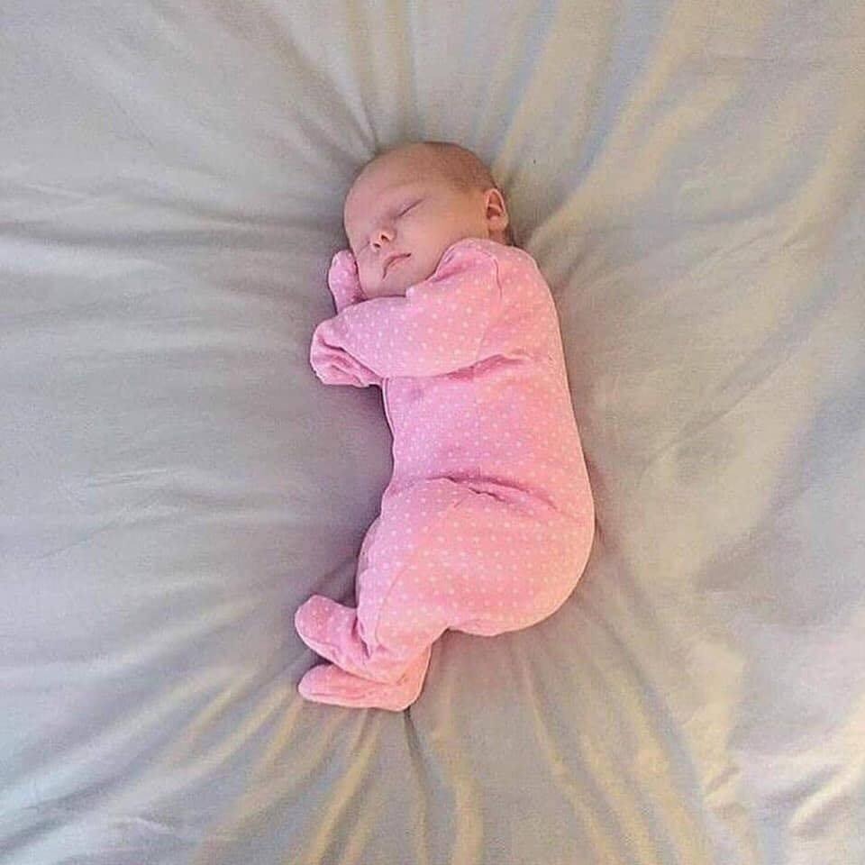 Cái tướng ngủ trông "ghét ghê" ấyyyy😍