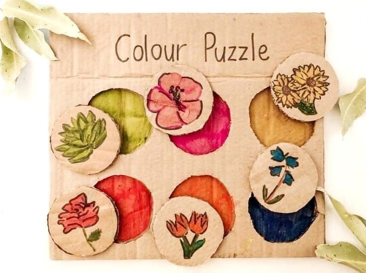 Các ý tưởng sáng tạo từ bìa carton. Các mẹ có thể tham khảo chơi cùng con.
Nguồn: sưu tầm
