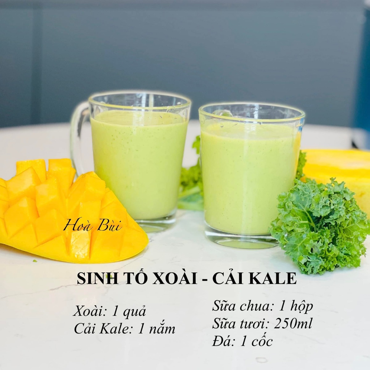 10 CÔNG THỨC SINH TỐ HOA QUẢ THƠM NGON ĐẸP 

Mùa hè nắng nóng này chỉ muốn uống gì đấy mát mát, thơm ngọt kiểu như sinh tố hoa quả hay nước ép. Nghĩ tới mấy thứ mát lạnh màu sắc cũng thích rồi.

Mấy bạn nhỏ nhà em có nhiều loại hoa quả để cắt miếng các bạn ý lại không ăn, không muốn ăn. Còn xay sinh tố thì nhiều khi dạng sệt các bạn ý lại không khoái lắm. Nói chung là cái gì cũng thế cũng cần tạo thói quen và rèn luyện từ từ. Dưới đây là những loại sinh tố hoa quả mà ngon, thơm và dễ uống mà được cả 3 bạn nhỏ nhà em cực thích nên em chia sẻ hi vọng sẽ tạo động lực để các mẹ làm vào hè này nhé. 

🍀 Mới làm quen nên em mới làm sinh tố từ hoa quả trước (rau thì khi quen hẳn cách uống thì em sẽ mix dần vào sau) 

🍀 Công thức chung là:

Hoa quả + sữa tươi không đường + đá + sữa chua + sữa đặc (tuỳ công thức)  

🍀 Một số lưu ý để có cốc sinh tố hấp dẫn:

👉 Không nên dùng sữa chua có hương vị mà nên dùng sữa chua hy lạp, sữa chua không đường.

👉 Nên dùng sữa tươi không đường hoặc sữa hạt nếu không dùng nước lọc vì hoa quả thường có vị ngọt sẵn, tuỳ hoa quả mà nhạt thì mix thêm sữa đặc, còn không thì bỏ qua sữa đặc vì sinh tố ngọt quá cũng khó uống. 

👉 Nếu công thức kết hợp 2-3-4 loại quả thì nên chọn cốt 1 loại có vị ngọt và hương thơm chủ đạo, còn lại không vị hoặc hơi chua để món sinh tố không bị ngọt quá khó quá. 

👉 Em thì hay xay hoa quả tươi luôn nhưng nếu không có thời gian mua sắm hàng ngày hoặc chuẩn bị hàng ngày hoặc có 1 số loại mix số lượng ít một loại thì có thể chia sẵn và cho vào hộp/túi để ngăn đá từng công thức, khi nào ăn thì bỏ ra xay là xong. 

👉 Cần có 1 chiếc máy xay công suất lớn để giúp sinh tố thật nhuyễn nhất là: rau củ và đá 

Vì nếu sinh tố mà nó lợn cợn thì sẽ khó uống hơn

Em tiện dùng luôn máy xay sữa hạt vì máy có công suất mạnh nên xay hơn 1p là nhuyễn mịn luôn, tiết kiệm thời gian hơn. 

Nguồn: Hòa Bùi - YÊU BẾP