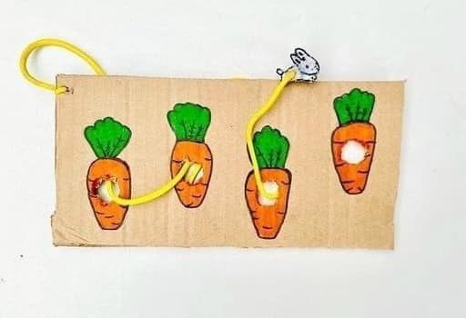 Các ý tưởng sáng tạo từ bìa carton. Các mẹ có thể tham khảo chơi cùng con.
Nguồn: sưu tầm