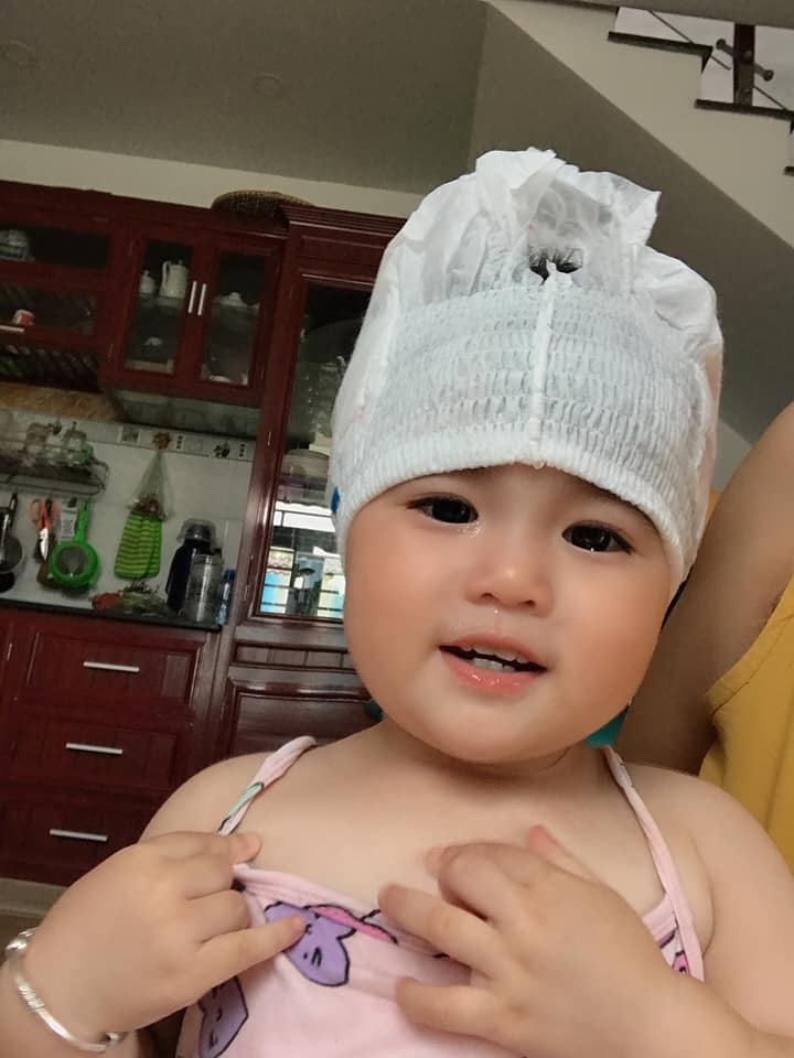 Chưa đủ trưởng thành mà tự dưng phải làm mẹ! 😂