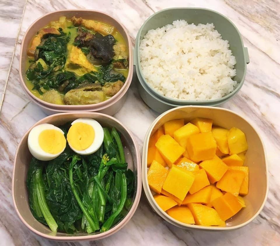 GỢI Ý 20+ HỘP CƠM MANG ĐI LÀM DÀNH CHO LƯƠNG 5TR/THÁNG

Tháng mới quyết tâm không tiêu xài hoang phí, sáng dậy sớm nấu cơm đem đi làm để tiết kiệm, tối về bạn rủ đi ăn lẩu bay ngay 500k 🙂 

Fr: Thao Vy