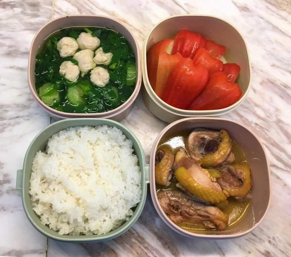GỢI Ý 20+ HỘP CƠM MANG ĐI LÀM DÀNH CHO LƯƠNG 5TR/THÁNG

Tháng mới quyết tâm không tiêu xài hoang phí, sáng dậy sớm nấu cơm đem đi làm để tiết kiệm, tối về bạn rủ đi ăn lẩu bay ngay 500k 🙂 

Fr: Thao Vy