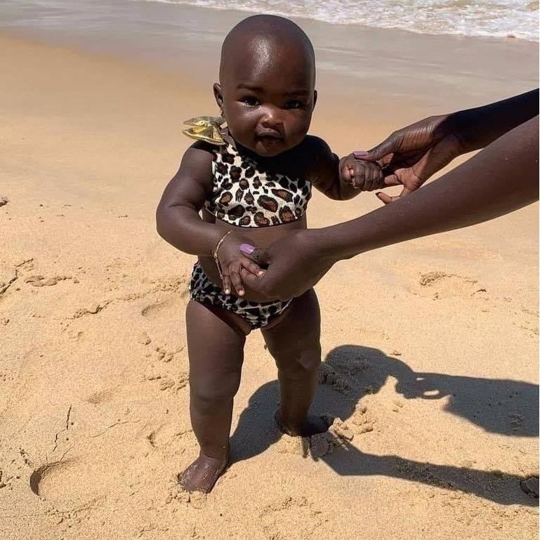 Em là thỏi chocolate đáng yêu của mẹ... 🥰🥰🥰
Chị em nào xin vía koooo