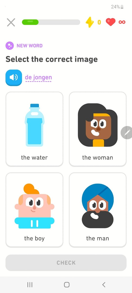 **GIÚP CON TỰ HỌC TIẾNG ANH, LÀM CÔNG CỤ ĐỂ HỌC NHỮNG THỨ MÊNH MÔNG, BÁT NGÁT NGOÀI KIA
**

Làm thế nào cha mẹ giúp con TỰ HỌC TIẾNG ANH TẠI NHÀ, không cần học tại trung tâm, mà vẫn có đủ vốn ngôn ngữ để thoải mái học online/homeschool các chương trình phổ thông, đại học Anh, Mỹ, đồng thời đọc sách, xem các chương trình khoa giáo hay bằng tiếng Anh?

Dù con mình thích nghe mẹ đọc sách từ lúc 1 tuổi, nhưng khi mình thử dạy con tiếng Anh một cách nghiêm túc bằng sách textbook như Family & Friends đã thất bại. Con không thích những thứ cứng nhắc, khuôn mẫu. Con chỉ bắt đầu hứng thú khi mình tìm được chương trình "Magic English" của Disney. Bạn cứ đánh cụm từ "Magic English" vào YouTube, sẽ tìm ra được 55 bài, mỗi bài 25 phút, có phụ đề. Đó là chương trình dạy tiếng Anh của chính Disney thiết kế, là những trích đoạn hoạt hình rất sinh động, hấp dẫn, dễ theo. Bạn cứ cho con xem và nói theo từ clip số 1 trở đi. Mình nghĩ người lớn hay trẻ con học theo cách này đều rất dễ vào. Con mình cứ xem đi xem lại và nói theo 55 clip này trong khoảng 3-6 tháng là bắt đầu phang tiếng Anh được với mình rồi. Con cũng thích xem phim hoạt hình "Peppa Pig" trên YouTube nữa, tiếng Anh dễ nghe, vui nhộn, hài hước. Bây giờ nhiều nơi còn bán sách Peppa Pig nữa, xem hoạt hình xong củng cố bằng đọc sách thì càng tuyệt.

Song song với việc xem 55 clip "Magic English" và series Peppa Pig, mình đăng ký cho bé đọc sách ở http://www.starfall.com/. Khi con khá hơn thì chuyển sang http://raz-kids.com/, cũng vẫn với niềm tin (có kiểm chứng khoa học) rằng đọc sách nhiều, có hình ảnh minh họa sẽ dễ nhớ từ mới và mẫu câu. Cũng may là con mình thích đọc sách tiếng Việt sẵn rồi, nên việc dụ bé đọc sách tiếng Anh cũng không quá chật vật.

Kho sách Raz-kids có hàng ngàn quyển sách. Sách có tích hợp 3 công cụ, mở một quyển sách ra sẽ có 3 lựa chọn, nghe đọc, tức là người ta đọc cho con nhe, đọc đến đâu, chữ được highlight đến đó, nên vừa nghe, vừa nhìn vào sách để nhớ mặt chữ. Sau đó bé có thể tự đọc thầm hoặc đọc thành tiếng, có chức năng tự ghi âm giọng đọc của con để con có thể nghe lại nữa. Cuối cùng con sẽ trả lời câu hỏi đọc hiểu. Ở level cao thì con sẽ viết review sách nữa. Sách có đủ trình độ, từ thấp tới cao, bé mới học tiếng Anh được chút chút cũng đọc được. Thời đó mình mua Raz-kids chỉ 300 ngàn VNĐ/năm. Bạn có thể tự mua cũng được, chỉ cần có thẻ ngân hàng, hoặc nhờ người mua giúp, bạn cứ search cụm từ "mua giúp razkids" trong Facebook cũng ra kha khá. Một số shop cũng bán sách Razkids in màu. Nếu bạn ngại con phải nhìn vào màn hình nhiều quá thì có thể mua sách giấy. Nhưng sách giấy sẽ không có những chức năng mà mình nói ở trên và chắc chắn đắt hơn. Theo cách này, nếu cha mẹ không giỏi tiếng Anh cũng có thể học cùng con được.

Quan trọng là mình cũng nói tiếng Anh với bé ở nhà hàng ngày nữa, nói trong những sinh hoạt nấu cơm, rửa bát, dọn nhà, không cần biết là con có hiểu hết hay không. Nói với con trong sinh hoạt hàng ngày có lợi thế là con sẽ dễ đoán được ý nghĩa qua văn cảnh, cử chỉ của mẹ. Tất nhiên, cha mẹ học đến đâu thì nói với con tới đó, nếu cha mẹ cũng bắt đầu học cùng con thì cả hai như là bạn học vậy.

Mình đồng thời cũng cho con học qua website và app của Duolingo. Bạn có thể tải bản miễn phí về điện thoại và máy laptop để con học https://www.duolingo.com/. Duolingo luyện cho con bạn đủ cả 4 kỹ năng nghe, nói, đọc, viết luôn, không chạy đi đâu cho thoát được. Ngay cả kỹ năng nói, Duolingo cũng có chức năng con bạn nói, ghi âm vào app và app sẽ cho biết là con nói đúng hay không. Có app này, bạn và con có thể tranh thủ học, dù chỉ trống 5 phút đợi bus. Có điều, Duolingo dạy bạn nói từng câu một thôi, nên hợp với bạn nào ở trình độ elementary hoặc pre-intermediate hơn. Con học gì app sẽ chấm điểm ngay, nếu chăm chỉ sẽ được thưởng điểm kiểu chơi games, nên rất có động lực để học. Cách học ở trang này hơi cứng nhắc vì học với máy mà, nhưng theo mình biết nó là trang tự học miễn phí được tín nhiệm nhất trên thế giới, cho cả tiếng Anh và các thứ tiếng khác. Nếu bạn rủ được bạn học cùng với con, cùng thi đua với nhau thì càng vui.

Khi con đã nghe, hiểu, nói và đọc kha khá rồi, mình dùng các chương trình truyền hình nước ngoài như là phần thưởng, con ngoan thì được xem. Con mình thích các chương trình kiểu How It's Made, nói về quy trình sản xuất, lắp ráp các thứ máy móc, sản phẩm, và Mega Structure, nói về quá trình xây dựng các siêu công trình trên thế giới. Con mình ham thích khoa học, công nghệ, nên mấy thứ này hấp dẫn với con. Cha mẹ thử quan sát, lắng nghe, tìm hiểu xem con mình thích gì thì dùng nội dung đó cho bé học tiếng Anh một cách tự nhiên nhé.

Chương trình phổ thông mà con mình học online tại nhà đầu tiên là Evan Moor. Evan Moor rất hay, rất xịn, có thể nói là xịn nhất trong những chương trình homeschool mà mình từng biết, nhưng mình không khuyên cha mẹ cho con học chương trình này, nếu cha mẹ không có tiếng Anh cực tốt, và có thời gian ít nhất 3h/ngày để kèm con.

Nếu vốn từ vựng, mẫu câu, nghe, nói, đọc hiểu của con tốt rồi và con có khả năng tự học thì chương trình homeschool phổ thông Mỹ của Acellus là lựa chọn quá hợp lý, học hiệu quả, tiết kiệm thời gian, linh hoạt mà giá lại rẻ, chưa tới 20 ngàn/ngày. Học kiểu này thì dù bạn ở Việt Nam, với chi phí khá thấp vẫn theo được các chương trình ở nước ngoài ở mức căn bản, tuy Acellus và các chương trình online vẫn còn nhiều khoảng trống, nhược điểm mà bố mẹ có thể tìm hiểu để bổ sung cho các con. Ngoài ra, bố mẹ có thể cho con học khanacademy.com, là chương trình phổ thông Mỹ hoàn toàn miễn phí và chất lượng, được nhiều tỷ phú quyên góp tài trợ như Bills & Melinda Gates, Slim và Elon Musk.

Con trai mình tăng động, giảm chú ý. Con chẳng đi học tiếng Anh ở bất cứ trung tâm nào cả. Mình biết thừa có bỏ tiền ra cho nó đi học, mình lại phải đưa đón, mà nó cũng chẳng tập trung học đâu. Học chính khóa ở trường con cũng chẳng tập trung mấy. Thầy giáo ở lớp vẫn ngạc nhiên, tại sao con không tập trung học mà tiếng Anh vẫn tiến bộ vượt bậc. 😉

Con chỉ tăng cường học tiếng Anh với mẹ ở nhà trong vòng hơn 1 năm, mà lúc đi với mẹ sang New Zealand, con vào học thẳng lớp chính khóa, không có khó khăn gì đáng kể về nghe, nói và đọc. Trường con có nhiều học sinh quốc tế, có lớp riêng dạy tiếng Anh cho các bạn quốc tế, nhưng giáo viên chủ nhiệm nói rằng con mình không cần học lớp đó, mà tham gia học bình thường với các bạn trong lớp chính khóa thôi. Con ở New Zealand giao tiếp cũng thoải mái, gặp người lạ, người quen gì cũng chém gió vù vù. Chỉ có điều con ở New Zealand 3 năm mà cũng chẳng học được tí giọng Kiwi nào, lúc trước, con ở Sài Gòn 5 năm mà cũng vẫn đặc giọng Hà Nội.

Cốt lõi trong cách học của con mình là:

Gặp được thứ con thích: Magic English, chỉ cần 30 phút/ngày

Mẹ nói tiếng Anh với con ở nhà hàng ngày, mình bắt bạn ấy vào bếp phục vụ mình và nói tiếng Anh trong lúc mình nấu cơm, rửa bát, lau nhà... từ 3 tuổi.

Con chăm đọc sách và nghe tiếng Anh để nạp mẫu câu, từ vựng một cách tự nhiên, có văn cảnh, dễ nhớ.

Ngoài ra, bạn có thể cho khách du lịch thuê phòng trong nhà của bạn trên airbnb.com nếu nhà bạn có phòng trống, hay host khách du lịch miễn phí trên couchsurfing.com, dù bạn chỉ có thể cho họ ngủ nhờ trên sofa. Bạn có thể nói với họ bạn cho họ ở cùng nếu họ sẵn lòng dành thời gian giao tiếp để con rèn luyện kỹ năng.

Chắc cha mẹ mà chưa có vốn tiếng Anh sẽ bảo đấy là mình có vốn tiếng Anh khá thì định hướng, giúp đỡ con như thế mới thuận lợi. Mình không phủ nhận điều đó. Nhưng thời nay, có quá nhiều điều kiện thuận lợi khác, chỉ là cha mẹ có quyết tâm đồng hành, học cùng con hay không mà thôi. Cha mẹ ở Mù Căng Chải hay Mũi Cà Mau chỉ cần có điện thoại 3G là giúp con học theo cách này được rồi. Mình biết có bạn ở nông thôn Ninh Bình, con một người mẹ nông dân nhưng có tư duy rất tiến bộ, nhờ mẹ định hướng chăm chỉ học theo Razkids mà nói tiếng Anh trôi chảy, được lên VTV gặp anh Lại Văn Sâm, và được trường quốc tế xịn ở Hà Nội trao học bổng toàn phần.

Nếu cha mẹ vẫn thấy mình chưa đáp ứng đủ cho con cơ hội giao tiếp khi TỰ HỌC tại nhà, thì có thể học 1-1 online. Hiện nay có nhiều lựa chọn, giáo viên Anh, Úc, Mỹ thì đắt hơn chút, giáo viên Phillipines có thể học ở mức phí 80 ngàn/nửa tiếng. Nhiều nơi cho học thử miễn phí luôn. Cha mẹ cứ google cụm từ “học tiếng Anh 1 kèm 1 với giáo viên nước ngoài” sẽ ra một mớ. Ngày nay, cha mẹ và con không cần đưa đón nhau vượt qua tắc đường, khói bụi, nóng bức, rét mướt, mà chỉ cần ngồi ở nhà cũng có thể học tiếng Anh 1 kèm 1 với giáo viên nước ngoài, với mức học phí rẻ hơn học trung tâm.

Nếu cha mẹ chưa có vốn tiếng Anh và con còn nhỏ thì cũng có thể học cùng con theo cách này. Cơ chế tiếp thu ngôn ngữ của trẻ sẽ nhạy bén hơn cha mẹ, nhưng con học được thì tất yếu cha mẹ cũng học được. Con đã lớn thì cũng học theo bước tương ứng với kỹ năng ngôn ngữ hiện tại của con.

Nếu bạn bất lực trước nền giáo dục Việt Nam, cùng với việc chỉ trích hệ thống, đồng thời động viên, không gây áp lực bắt con phải giỏi toàn diện, thì có thể nhẹ nhàng tìm cách trang bị vốn tiếng Anh và kỹ năng tự học cho con, để con có thể học được từ những nền giáo dục tiến bộ nhất, không chỉ ở cấp phổ thông mà ở cả cấp đại học và suốt cả cuộc đời. Thời của các con bằng đại học chỉ dùng để lót con chuột được thôi, kỹ năng và thái độ học tập suốt đời mới giúp các con phát triển.

Cre: Nguyễn Yến Khanh