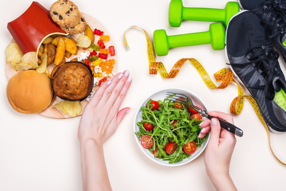 TIỂU ĐƯỜNG THAI KỲ CÓ GÌ ĐÁNG SỢ?

Dưới đây là mọi thông tin cần biết cho bà bầu bị tiểu đường thai kỳ: 

+ Tiểu đường thai kỳ là gì? Mẹ bầu nên phòng tránh, điều trị tiểu đường như thế nào? https://mamibabi.com.vn/news/1307/tieu-duong-thai-ky-la-gi-me-bau-nen-phong-tranh-dieu-tri-tieu-duong-nhu-the-nao

+ 11 điều cần biết về tiểu đường thai kỳ https://mamibabi.com.vn/news/1641/11-dieu-can-biet-ve-dai-thao-duong-thai-ky

+ Bật mí mới về tiểu đường thai kỳ mẹ cần biết để an tâm tuyệt đối https://mamibabi.com.vn/news/663/bat-mi-moi-ve-tieu-duong-thai-ky-me-can-biet-de-an-tam-tuyet-doi

+ Thực đơn tiểu đường thai kỳ có 1 – 0 – 2: Bí quyết chữa bệnh hiệu quả cho bà bầu https://mamibabi.com.vn/news/422/thuc-don-tieu-duong-thai-ky-co-1-khong-2-tuyet-chieu-chua-tieu-duong-cho-ba-bau

+ Tiểu đường thai kỳ có được ăn mít không https://mamibabi.com.vn/news/1639/tieu-duong-thai-ky-co-duoc-an-mit-khong

+ 5 môn thể thao tốt cho bà bầu bị tiểu đường thai kỳ https://mamibabi.com.vn/news/1652/5-mon-the-thao-tot-cho-ba-bau-bi-tieu-duong-thai-ky 

+ Tập thể dục trong khi bị tiểu đường thai kỳ https://mamibabi.com.vn/news/1651/tap-the-duc-trong-tieu-duong-thai-ky

Để biết thêm nhiều thông tin về sức khỏe và có một thai kỳ khỏe mạnh, hạnh phúc, mẹ có thể đăng ký khóa học “Thai giáo toàn tập 280 ngày yêu thương tại đây” >>> https://mamibabi.com.vn/thai-giao

Mamibabi là ứng dụng thai giáo và giáo dục sớm duy nhất trên thị trường: 

• Được sáng lập bởi chuyên gia thai giáo Phạm Ngọc Thắng, tác giả cuốn sách “Rủ chồng thai giáo”
• Được xây dựng theo hướng “1 tài khoản – ngàn nội dung”, bạn chỉ cần mua tài khoản VIP Mom 1 lần duy nhất để đọc hàng ngàn nội dung: 

- Hơn 3000 hoạt động thai giáo giúp mẹ vui bé khỏe   https://mamibabi.com.vn/vip/info?mode=1
- Hơn 1000 bản nhạc thai giáo và karaoke thai giáo
- Hơn 1000 bài thơ và câu truyện thai giáo tiếng Anh, tiếng Việt, Ehon, audio
- Hơn 500 hoạt động giáo dục sớm cho bé từ 0 - 6 tuổi
- Hơn 300 món ăn dặm cho bé từ 6 tháng đến 2 tuổi  
- Thực đơn 280 ngày mang thai cho mẹ bầu  
- 36 khóa học toàn diện và chuyên sâu dành cho mẹ bầu và bé 0 - 6 tuổi: https://mamibabi.com.vn/khoa-hoc