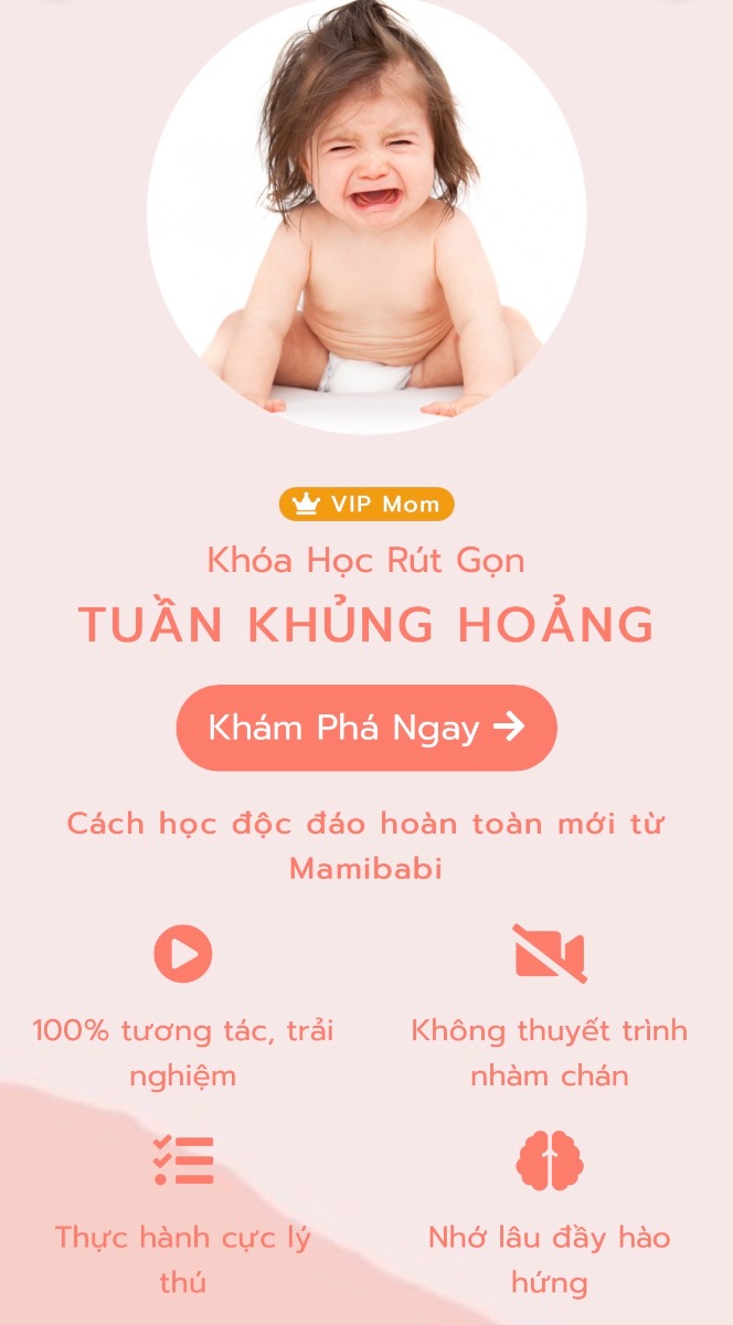 TUẦN KHỦNG HOẢNG: ĐỌC NGAY ĐỂ KHÔNG BỊ... KHỦNG HOẢNG NHÉ MẸ ƠI 

Tuần khủng hoảng (còn gọi là tuần phát triển kỹ năng) xảy ra trong 2 năm đầu đời của trẻ. Những tuần này có lẽ sẽ khiến các mẹ... khủng hoảng hơn cả con của mình. Nhiều mẹ rất sốc khi thấy con mình tuần trước đang ăn ngon ngủ kỹ đúng chuẩn “em bé thiên thần” thì tuần này lại “quay xe” quấy khóc, bỏ ăn, ngủ ít.

Tuần khủng hoảng thường rơi vào tuần thứ 5, 8, 12, 19, 26, 37, 46, 55, 64 và 75, có thể xê dịch và kéo dài. 

Điều quan trọng nhất chúng ta cần làm trong tuần khủng hoảng của con là “chiều chuộng” và nhẹ nhàng với con hơn một chút. Tuần khủng hoảng sẽ sớm qua thôi. Mẹ hãy cùng Mamibabi học khóa học về “Tuần khủng hoảng” để chuẩn bị tinh thần và cùng con vượt qua tuần này thật suôn sẻ nhé! https://mamibabi.com.vn/interact/wonderweek 

Ngoài “Tuần khủng hoảng”, Mamibabi còn 35 khóa học khác dưới dạng video và bài viết, cung cấp cho mẹ kiến thức mang thai và nuôi dạy con những năm đầu đời. Mẹ có thể xem toàn bộ các khóa học tại đây https://mamibabi.com.vn/khoa-hoc 

Mamibabi là ứng dụng thai giáo và giáo dục sớm duy nhất tại Việt Nam được xây dựng theo hướng “1 tài khoản – ngàn nội dung”, bạn chỉ cần mua tài khoản VIP Mom 1 lần duy nhất để đọc hàng ngàn nội dung:

- Hơn 3000 hoạt động thai giáo giúp mẹ vui bé khỏe https://mamibabi.com.vn/vip/info?mode=1
- Hơn 1000 bản nhạc thai giáo và karaoke thai giáo
- Hơn 1000 bài thơ và câu truyện thai giáo tiếng Anh, tiếng Việt, Ehon, audio
- Hơn 500 hoạt động giáo dục sớm cho bé từ 0 - 6 tuổi
- Hơn 300 món ăn dặm cho bé từ 6 tháng đến 2 tuổi  
- Thực đơn 280 ngày mang thai cho mẹ bầu  
- 36 khóa học toàn diện và chuyên sâu dành cho mẹ bầu và bé 0 - 6 tuổi: https://mamibabi.com.vn/khoa-hoc