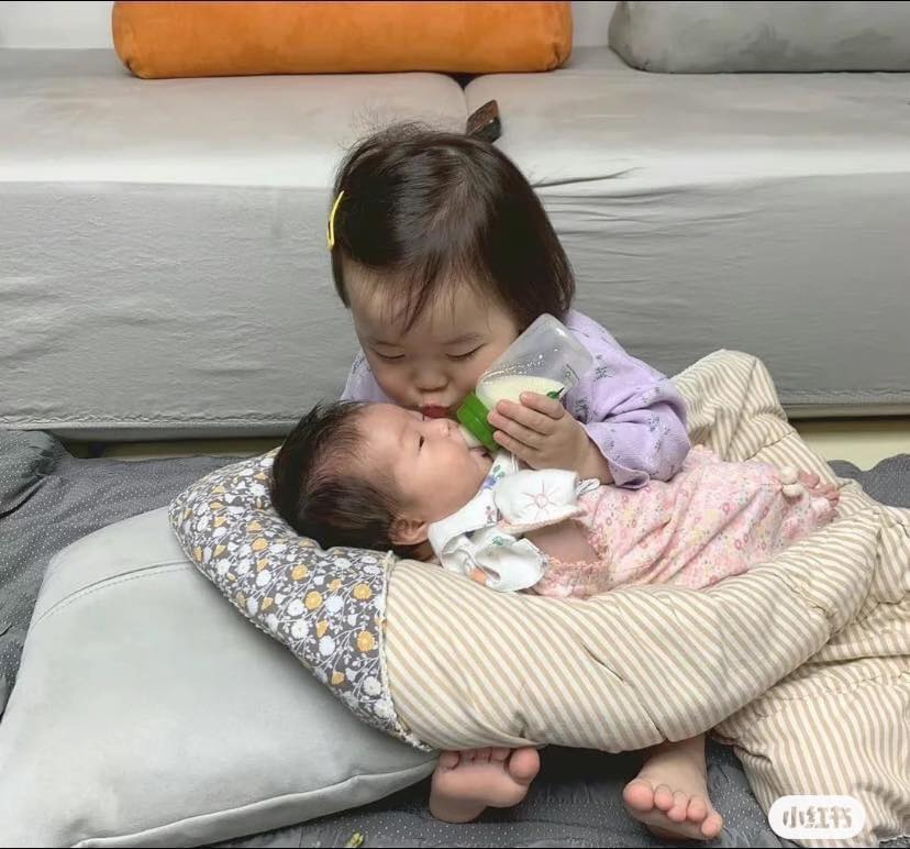 Các cụ có câu: "Ruộng sâu, trâu nái không bằng con gái đầu lòng" quả không sai! 🥰