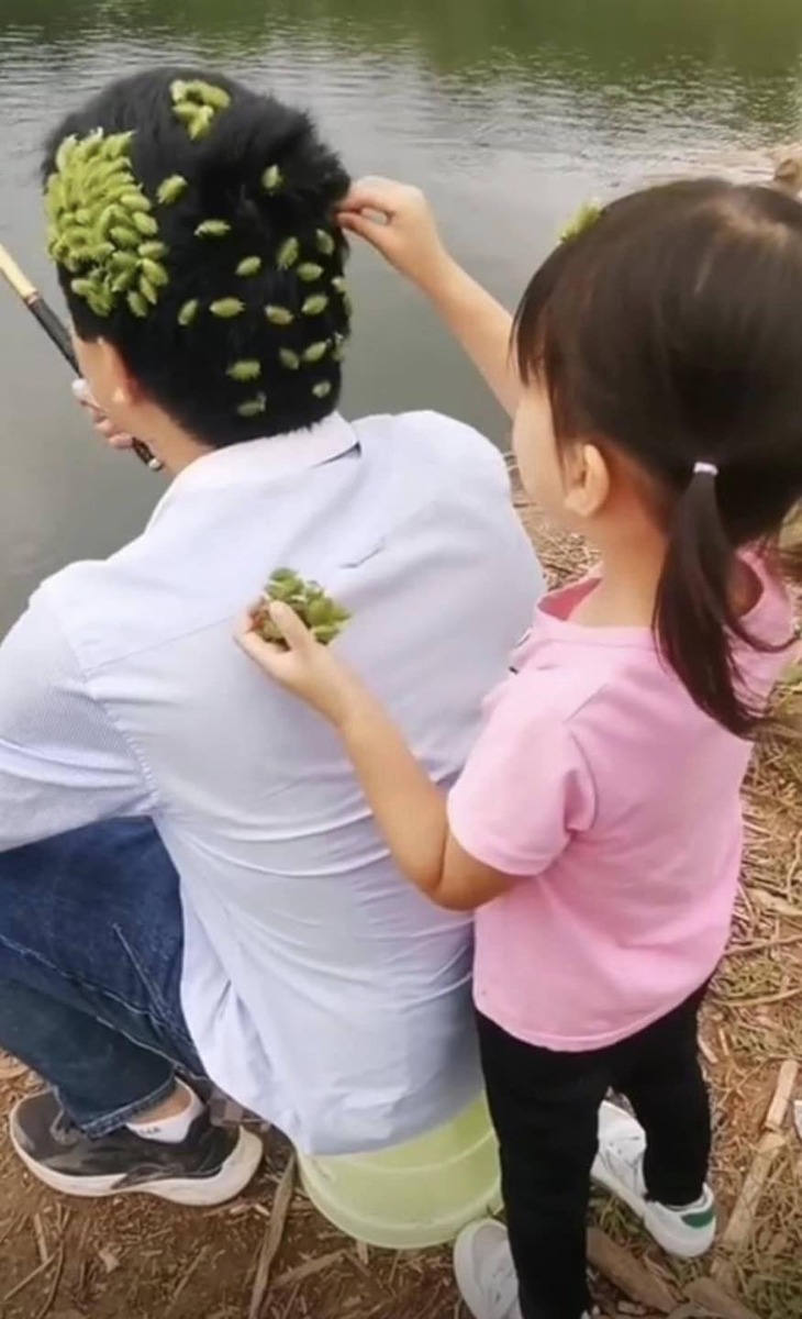7 phần bất lực, 3 phần bất lực nốt 🤣🤣 Con gái nhà tui ngoan lắm cơ