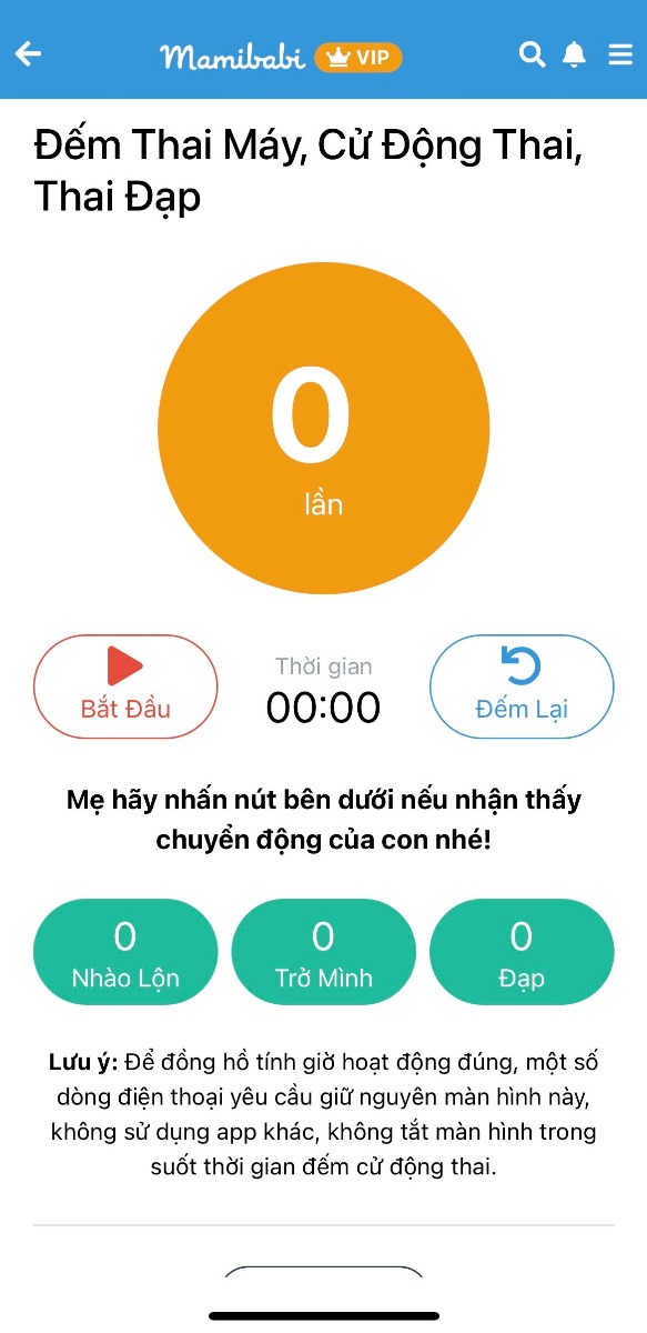 ĐẾM CỬ ĐỘNG THAI – THEO DÕI THAI MÁY: CHỨC NĂNG MỚI NHẤT TẠI MAMIBABI

“Tháng tư là lời nói dối của… ai đó”, chứ chắc chắn không phải của Mamibabi ạ. Trong nhiều năm qua, Mamibabi luôn cam kết liên tục cập nhật nội dung và chức năng mới. Với các mẹ đã có tài khoản VIP Mom, ngay khi có chức năng mới, các mẹ có thể dùng luôn mà KHÔNG phải trả thêm bất cứ khoản phí nào. 

Và chức năng mới nhất của Mamibabi trong tuần này là “Đếm cử động thai”. 

Ngay tại màn hình chính, mẹ sẽ thấy có biểu tượng “Đếm cử động thai” để biết bé có đạp đủ “số lần an toàn” hay không. Mẹ nên đếm khi:
- Sau khi ăn no
- Vào buổi tối 

Với một thai nhi khỏe mạnh, mẹ có thể đếm được bé đạp 4 lần trong 1 giờ đầu tiên. Nếu sau 1 giờ đầu bé chưa đạp đủ 4 lần thì mẹ sẽ theo dõi trong 1 giờ tiếp theo, tổng là 2 giờ. Sau 2 giờ, nếu bé cử động 10 lần, mẹ có thể an tâm. 

Tuy nhiên các mom lưu ý rằng việc bé đạp chỉ là một trong nhiều yếu tố nói lên sức khỏe thai nhi. Muốn biết con có phát triển tốt hay không, cách thức duy nhất là siêu âm trực tiếp với bác sĩ sản khoa. Vì vậy, bên cạnh việc đếm cử động thai, các mom hãy khám thai đều đặn theo sự hướng dẫn của bác sĩ nhé! 
----------------------------------------
Mamibabi là ứng dụng thai giáo và giáo dục sớm duy nhất tại Việt Nam: 
• Được sáng lập bởi chuyên gia thai giáo Phạm Ngọc Thắng, tác giả cuốn sách “Rủ chồng thai giáo”
• Được xây dựng theo hướng “1 tài khoản – ngàn nội dung”, bạn chỉ cần mua tài khoản VIP Mom 1 lần duy nhất để đọc hàng ngàn nội dung 

- Hơn 3000 hoạt động thai giáo giúp mẹ vui bé khỏe https://mamibabi.com.vn/vip/info?mode=1
- Hơn 1000 bản nhạc thai giáo và karaoke thai giáo
- Hơn 1000 bài thơ và câu truyện thai giáo tiếng Anh, tiếng Việt, Ehon, audio
- Hơn 500 hoạt động giáo dục sớm cho bé từ 0 - 6 tuổi
- Hơn 300 món ăn dặm cho bé từ 6 tháng đến 2 tuổi  
- Thực đơn 280 ngày mang thai cho mẹ bầu  
- 56 khóa học toàn diện và chuyên sâu dành cho mẹ bầu và bé 0 - 6 tuổi: https://mamibabi.com.vn/khoa-hoc