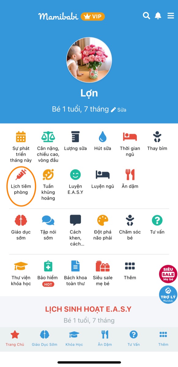MAMIBABI GIÚP MẸ THEO DÕI LỊCH TIÊM PHÒNG CỦA BÉ, GIÚP BÉ TIÊM ĐỦ, PHÒNG NGỪA BỆNH TẬT

Ngay tại màn hình chính, mẹ sẽ nhìn thấy biểu tượng “Lịch tiêm phòng”, mẹ hãy bấm vào đây để cập nhật lịch tiêm của bé nhé. Mamibabi sẽ nhắc mẹ khi sắp tới lịch tiêm tiếp theo.

Chức năng lịch tiêm phòng sẽ hiển thị các thông tin về mũi tiêm, về bệnh, đường lây truyền để mẹ có thể giúp bé phòng bệnh tốt hơn. 

Đây là lịch tiêm phòng cho bé 0-24 tháng để mẹ tham khảo https://mamibabi.com.vn/news/1768/lich-tiem-phong-day-du-cho-tre-tu-0-24-thang-tuoi
—————————————————————
Mamibabi là ứng dụng thai giáo và giáo dục sớm duy nhất tại Việt Nam:
• Được sáng lập bởi chuyên gia thai giáo Phạm Ngọc Thắng, tác giả cuốn sách “Rủ chồng thai giáo”
• Được xây dựng theo hướng “1 tài khoản – ngàn nội dung”, bạn chỉ cần mua tài khoản VIP Mom 1 lần duy nhất để đọc hàng ngàn nội dung về nuôi dạy con. 

- Hơn 500 hoạt động giáo dục sớm cho bé từ 0 - 6 tuổi https://mamibabi.com.vn/khoa-hoc#gds
- Hơn 300 món ăn dặm cho bé https://mamibabi.com.vn/an-dam
- Thực đơn 280 ngày mang thai cho mẹ bầu https://mamibabi.com.vn/thai-giao-dinh-duong
- Được tư vấn mọi vấn đề về mang thai và nuôi con https://mamibabi.com.vn/community
- 56 khoá học mang thai và nuôi con https://mamibabi.com.vn/khoa-hoc
- Hơn 1000 bài thơ và câu truyện tiếng Anh, tiếng Việt, Ehon, audio https://mamibabi.com.vn/newscategory/15/truyen-thai-giao
- Bảng theo dõi cân nặng 40 tuần cho mẹ https://mamibabi.com.vn/special/pregnancy_weight_gain
- Bảng theo dõi cân nặng 40 tuần cho bé https://mamibabi.com.vn/news/95/can-nang-va-chieu-dai-thai-nhi-theo-chuan-who-2021
- Đếm cử động thai mỗi ngày https://mamibabi.com.vn/baby/yogakick
- Hơn 3000 hoạt động thai giáo giúp mẹ vui bé khỏe https://mamibabi.com.vn/vip/info?mode=1
- Hơn 1000 bản nhạc thai giáo và karaoke thai giáo https://mamibabi.com.vn/nhac-thai-giao