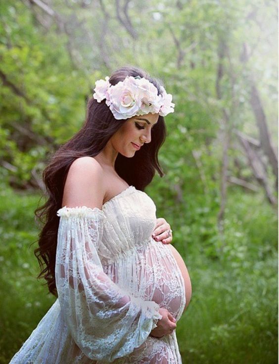 CÙNG KHÁM PHÁ 20 NHÓM NỘI DUNG TẠI “VŨ TRỤ THAI GIÁO” MAMIBABI? 

Mamibabi là ứng dụng thai giáo được sáng lập bởi tác giả Phạm Ngọc Thắng, chủ nhân cuốn sách “Rủ chồng thai giáo”. Mamibabi cũng là một trong những khóa học thai giáo có lượng thông tin đầy đủ nhất với chi phí hợp lý nhất trên thị trường trong suốt 5 năm qua. 

Nhiều mẹ nói rằng em chưa thai giáo bao giờ, em không biết nên bắt đầu từ đâu. Nếu mẹ chưa biết mình nên làm gì thì hãy nhắn cho Mamibabi tại đây để được hỗ trợ nhé https://mamibabi.com.vn/community?g=1

Và dưới đây là 20 nhóm nội dung thai giáo cho các mẹ mang thai: 

1. Thai giáo dinh dưỡng – thực đơn tuần và ngày https://mamibabi.com.vn/thai-giao-dinh-duong
2. Nghe nhạc thai giáo https://mamibabi.com.vn/nhac-thai-giao
3. Đọc truyện thai giáo https://mamibabi.com.vn/newscategory/15/truyen-thai-giao
4. Chăm sóc thai kỳ https://mamibabi.com.vn/khoa-hoc#cham-soc-thai-ky
5. Tiền sản và hậu sản https://mamibabi.com.vn/special/tiensanhausan
6. Thai giáo theo từng tháng https://mamibabi.com.vn/newscategory/19/thai-giao-theo-thang
7. Thai giáo theo từng tuần https://mamibabi.com.vn/thaigiao/theotuan
8. Thai giáo theo từng ngày https://mamibabi.com.vn/thaigiao/theongay
9. Lưu ý khi thai giáo https://mamibabi.com.vn/newscategory/17/thai-giao-co-ban
10. Kỹ năng thai giáo (cảm xúc, âm thanh, ánh sáng, lời nói...) https://mamibabi.com.vn/newscategory/7/ky-nang-thai-giao 
11. Phương pháp thai giáo các nước (Nhật Bản, Hàn Quốc, Do Thái...) https://mamibabi.com.vn/newscategory/1/phuong-phap-thai-giao
12. Nghe truyện thai giáo audio https://mamibabi.com.vn/audiobook
13. Ehon – truyện tranh thai giáo https://mamibabi.com.vn/newscategory/33/truyen-tranh-thai-giao
14. Karaoke nhạc thai giáo https://mamibabi.com.vn/karaoke
15. Game thai giáo https://mamibabi.com.vn/game
16. Thơ thai giáo https://mamibabi.com.vn/newscategory/32/tho-thai-giao 
17. Thai giáo tiếng Anh https://mamibabi.com.vn/thai-giao-tieng-anh
18. Yoga – thiền – nhảy hiện đại https://mamibabi.com.vn/yoga 
19. Video lý thuyết thai giáo https://mamibabi.com.vn/thaigiao/lythuyet
20. Tìm hiểu cuốn sách “Rủ chồng thai giáo” https://mamibabi.com.vn/news/1390/ru-chong-thai-giao-cuon-sach-chua-dung-nhung-dieu-chua-tung-co-tai-viet-nam