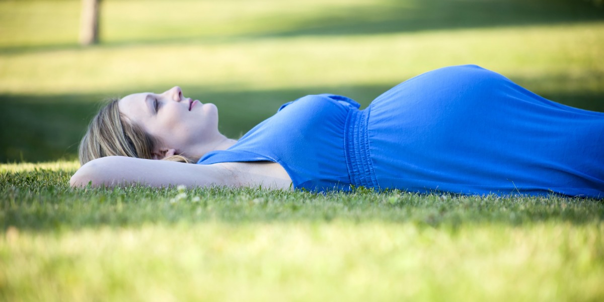 KHÓA HỌC THAI GIÁO MIỄN PHÍ VÀ CÓ PHÍ (VỚI CHI PHÍ TỐT NHẤT TẠI VIỆT NAM) - KÈM THEO HÀNG NGÀN NỘI DUNG QUÀ TẶNG 

Mamibabi là ứng dụng thai giáo và giáo dục sớm được sáng lập bởi tác giả Phạm Ngọc Thắng, tác giả của cuốn sách “Rủ chồng thai giáo” với phương châm “quyền lợi nhiều chất – chi phí tốt nhất”. 

Với Mamibabi, các mẹ có thể học thai giáo bằng cách mua tài khoản VIP Mom: Mỗi ngày thực hiện 10 – 12 hoạt động thai giáo kèm theo hàng ngàn nội dung làm cha mẹ, được tư vấn mọi vấn đề về mang thai và nuôi con. Mẹ có thể xem chi tiết quyền lợi VIP Mom tại đây 
https://mamibabi.com.vn/vip/info?mode=9 

Thấu hiểu rằng mang thai chỉ là những bước khởi đầu của một hành trình dài thiêng liêng là “làm mẹ”, Mamibabi đã xây dựng một chuỗi các nội dung về mang thai và nuôi con để song hành cùng các mẹ trong 6 năm đầu đời của trẻ. 

Mẹ có thể tham khảo thêm các nội dung về thai giáo tại đây https://mamibabi.com.vn/thai-giao#fetalMenuPopup 

Thai giáo theo quý https://mamibabi.com.vn/newscategory/18/thai-giao-theo-quy 

Thai giáo theo tháng https://mamibabi.com.vn/newscategory/19/thai-giao-theo-thang 

Thai giáo kiểu Nhật, Do Thái, Hàn Quốc và đạo Phật https://mamibabi.com.vn/newscategory/1/phuong-phap-thai-giao 

6 kỹ năng thai giáo https://mamibabi.com.vn/newscategory/7/ky-nang-thai-giao