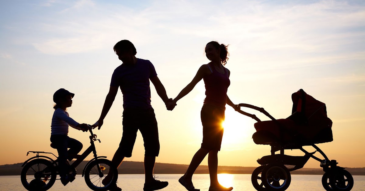 5 NỘI DUNG ĐƯỢC NHIỀU MẸ XEM NHẤT TẠI MAMIBABI 

VỚI MẸ MANG THAI: 
1. Thai giáo: https://mamibabi.com.vn/#fetalMenuPopup 
2. Dinh dưỡng theo ngày cho mẹ bầu https://mamibabi.com.vn/thai-giao-dinh-duong 
3. Chăm sóc thai kỳ https://mamibabi.com.vn/khoa-hoc#cham-soc-thai-ky 
4. Vận động (yoga, thiền, nhảy) https://mamibabi.com.vn/khoa-hoc#cham-soc-thai-ky 
5. Tiền sản và hậu sản https://mamibabi.com.vn/special/tiensanhausan 

VỚI MẸ ĐÃ SINH: 
1. Nuôi con bằng sữa mẹ https://mamibabi.com.vn/khoa-hoc#nuoi-con-bang-sua-me 
2. EASY và luyện ngủ https://mamibabi.com.vn/khoa-hoc#easy 
3. Chăm sóc bé sơ sinh https://mamibabi.com.vn/khoa-hoc#cham-soc-be 
4. Vận động và giáo dục sớm cho con https://mamibabi.com.vn/khoa-hoc#gds 
5. Cùng con học nói – phòng ngừa chậm nói https://mamibabi.com.vn/coursev2/5/khoa-hoc-day-be-tap-noi-phong-ngua-cham-noi-cho-tre-tu-0-6-tuoi
------------------------------------------
Mamibabi là ứng dụng thai giáo và giáo dục sớm duy nhất tại Việt Nam: 

• Được sáng lập bởi chuyên gia thai giáo Phạm Ngọc Thắng, tác giả cuốn sách “Rủ chồng thai giáo” với phương châm “chi phí tốt nhất – quyền lợi nhiều nhất” 
• Được xây dựng theo hướng “1 tài khoản – ngàn nội dung”, bạn chỉ cần mua tài khoản VIP Mom 1 lần duy nhất để đọc hàng ngàn nội dung 

- 56 khóa học về mang thai, chăm sóc trẻ sơ sinh, giáo dục sớm cho bé 0 - 6 tuổi: https://mamibabi.com.vn/khoa-hoc
- Hơn 500 hoạt động giáo dục sớm cho bé từ 0 - 6 tuổi https://mamibabi.com.vn/khoa-hoc#gds 
- Hơn 300 món ăn dặm cho bé từ 6 tháng đến 2 tuổi  https://mamibabi.com.vn/an-dam
- Thực đơn 280 ngày mang thai cho mẹ bầu  https://mamibabi.com.vn/thai-giao-dinh-duong
- Lộ trình tăng cân 40 tuần của mẹ https://mamibabi.com.vn/special/pregnancy_weight_gain 
- Bảng cân nặng thai nhi 40 tuần https://mamibabi.com.vn/news/95/can-nang-va-chieu-dai-thai-nhi-theo-chuan-who-2022 
- Hơn 3000 hoạt động thai giáo giúp mẹ vui bé khỏe https://mamibabi.com.vn/vip/info?mode=1
- Hơn 1000 bản nhạc thai giáo và karaoke thai giáo https://mamibabi.com.vn/nhac-thai-giao 
- Hơn 1000 bài thơ và câu truyện thai giáo tiếng Anh, tiếng Việt, Ehon, audio https://mamibabi.com.vn/newscategory/15/truyen-thai-giao#fetalMenuPopup 
- Những bài viết mới liên tục được tổng hợp và cập nhật https://mamibabi.com.vn/knowledge