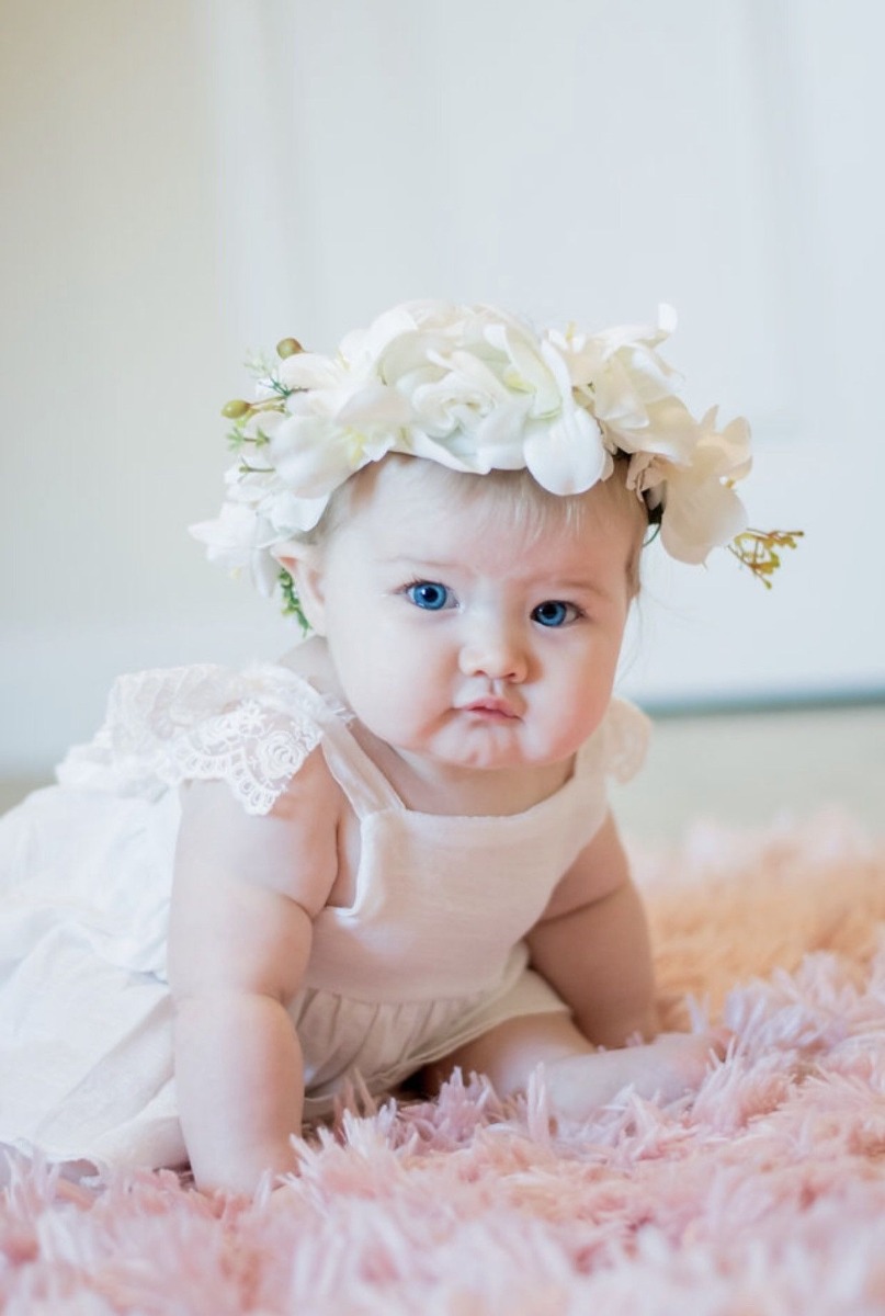 LUYỆN EASY CHO BÉ 6 THÁNG TUỔI - LỊCH EASY CHI TIẾT CHO BÉ

Dưới đây là thông tin chi tiết về sự phát triển và nếp ăn ngủ của bé 6 tháng. Bên cạnh đó là cách luyện EASY chi tiết để bé có nếp ăn ngủ khoa học và ăn dặm dễ dàng hơn. 

Nội dung bài viết mẹ có thể xem tại đây https://mamibabi.com.vn/news/1971/luyen-easy-cho-be-6-thang-tuoi-giup-be-an-dam-tot-ngu-ngon-hon-phat-trien-tot
-----------------------------------------------------
Mamibabi là ứng dụng thai giáo, luyện EASY và giáo dục sớm duy nhất tại Việt Nam được sáng lập bởi tác giả Phạm Ngọc Thắng – tác giả của cuốn sách “Rủ chồng thai giáo” với phương châm “chi phí tốt nhất – quyền lợi nhiều nhất”.

Mẹ chỉ cần đăng ký tài khoản “VIP Mom trọn đời” với giá chỉ 899,000 đồng để xem được: 

20 nhóm nội dung về mang thai 
https://mamibabi.com.vn/feed/8356/cung-kham-pha-20-nhom-noi-dung-tai-vu-tru-thai-giao-mamibabi 

 20 nhóm nội dung về nuôi dạy con https://mamibabi.com.vn/feed/8376/20-nhom-noi-dung-goi-dau-giuong-cho-me-nuoi-con-nho-moi-kien