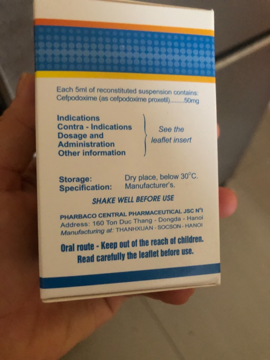 Chào chuyên gia ạ!

Hôm qua bé nhà em có biểu hiện nóng ( đo nhiệt độ 70.3)
Đi tiêm vacxin lần 2 thì đo 75.7 ( bác sĩ bảo không tiêm được, bảo đi kiểm tra)
Em dẫn bé đi Nhi đồng 1_ bác sĩ chuẩn đoán viêm mũi họng, cho đi rửa mũi, và cho thuốc về uống.
Nhưng có người bảo trẻ em không nên uống thuốc kháng sinh, để tăng cường hệ miễn dịch tự nhiên.
Làm vậy là đang phá huỷ hệ miễn dịch  tự nhiên của con.
Em hoang mang quá không  biết có nên cho con uống không .( em có chụp loại bác sĩ kê dưới ạ)

Với khi con sốt dưới 38 độ em cố gắng chườm nóng để hạ xuống còn dưới 37 độ thì em khỏi dùng thuốc hạ sốt. Vì em cũng sợ con uống thuốc không tốt.

Và cho em hỏi làm sao để biết con đang bị lạnh, và giữ ấm cơ thể như thế nào ạ.
Em chân thành cảm ơn!