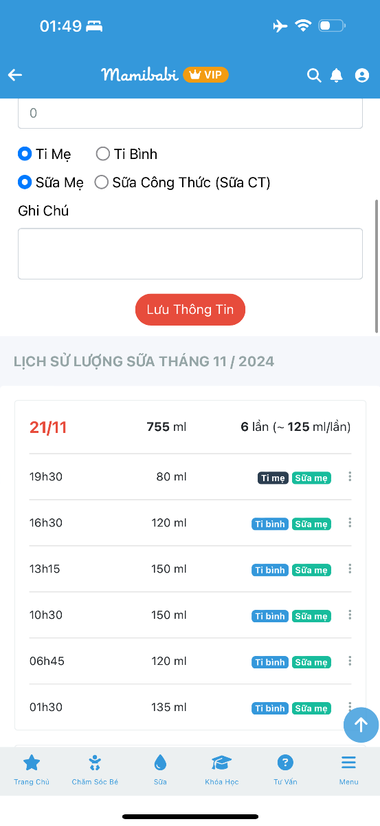 Dưới đây là lượng sữa hằng ngày của con mình. Bé bú 1 lần có thể hết 120ml trong vòng 20p xong vỗ ợ sau đó có thể bú thêm 30ml. Bữa ăn có thể kéo dài từ 30p-40p. Bé đang bú bình Pigeon size ss có đục thêm 2 lỗ. Bé bú như vậy có lâu quá không ạ? Có nên mua bình 240ml size M ko? Hay đục thêm lỗ?