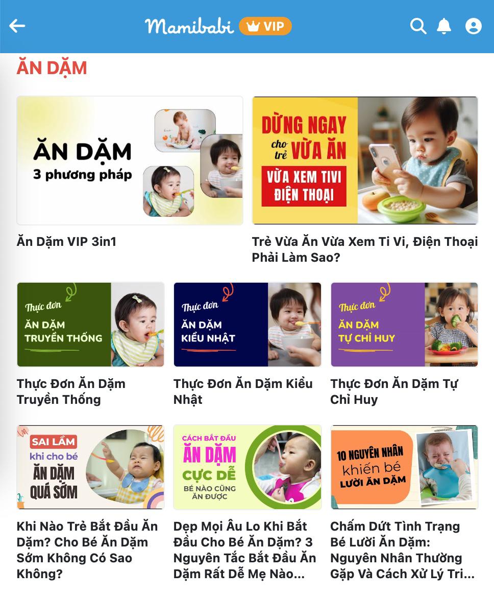 Việc cho bé ăn dặm không còn là nỗi lo khi mẹ có Mamibabi – ứng dụng thông minh giúp mẹ lập kế hoạch ăn dặm dễ dàng và hiệu quả. Với Mamibabi, mẹ sẽ nhận được:

1. Tư vấn lịch ăn dặm cá nhân hóa

Mỗi bé là một cá thể đặc biệt, vì vậy Mamibabi cung cấp lịch ăn dặm phù hợp với nhu cầu dinh dưỡng, độ tuổi, và khả năng của bé. Chỉ cần vài thao tác đơn giản, mẹ sẽ có ngay kế hoạch ăn dặm tối ưu nhất cho con yêu.

2. Gợi ý thực đơn ăn dặm theo 3 phong cách

Mamibabi mang đến sự linh hoạt với 3 phong cách ăn dặm phổ biến:

- Ăn dặm kiểu Nhật: Tinh tế, chú trọng sự cân bằng và cách chế biến tỉ mỉ.
- Ăn dặm truyền thống: Đậm đà hương vị Việt, dễ làm và quen thuộc với các gia đình.
- Ăn dặm tự chỉ huy (BLW): Bé tự khám phá và làm quen với thức ăn, kích thích sự tự lập.

Dù chọn phong cách nào, mẹ cũng sẽ được hướng dẫn chi tiết từ cách chuẩn bị đến chế biến, giúp mỗi bữa ăn trở nên dễ dàng và thú vị hơn.

3. Bé ăn ngon, mẹ nấu dễ

Không còn phải đau đầu nghĩ thực đơn hay lo bé biếng ăn. Mamibabi giúp mẹ lên kế hoạch khoa học, tiết kiệm thời gian nhưng vẫn đảm bảo bé ăn ngon, đủ chất.

4. Được công nhận bởi Google for Startups

Mamibabi tự hào là ứng dụng thai giáo, luyện ngủ, ăn dặm và chăm sóc trẻ sơ sinh được lựa chọn bởi Google for Startups – minh chứng cho chất lượng và tính tiềm năng của ứng dụng.

Hành trình ăn dặm sẽ không còn là thử thách, mà trở thành niềm vui gắn kết giữa mẹ và bé. Mẹ có thể xem ngay các khóa học Ăn dặm cùng Mamibabi tại đây https://mamibabi.com.vn/khoa-hoc?mode=2&cate=3