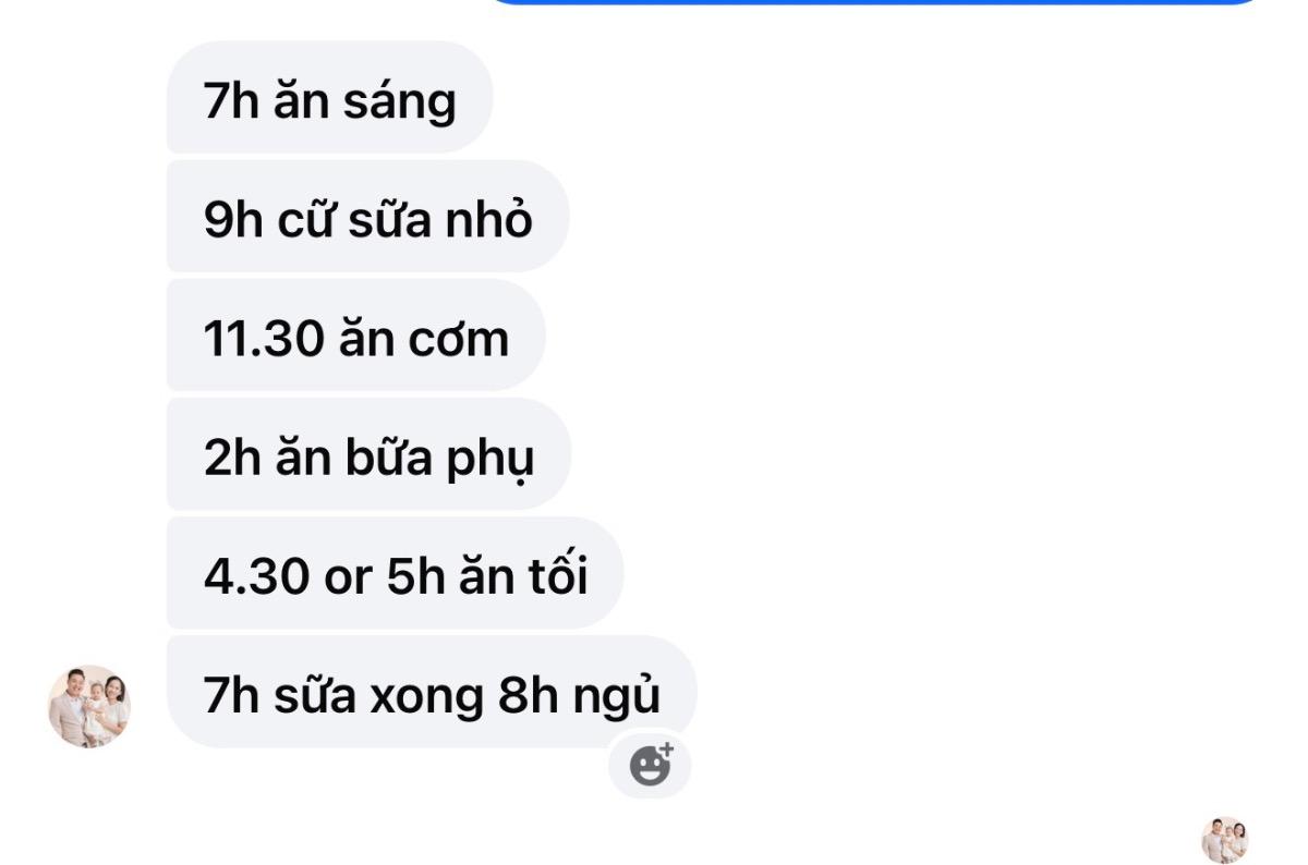 Cho m hỏi là bé trước ăn ngoan, chỉ không uống sữa nhiều. Bé vừa được 1 tuổi 5 ngày thì bắt đầu có dấu hiệu biếng ăn. M nhờ xem dùm n lịch sh của bé có cần thay đổi hay không ạ. Giai đoạn nay bé uông 500 ml sữa cả ngày.